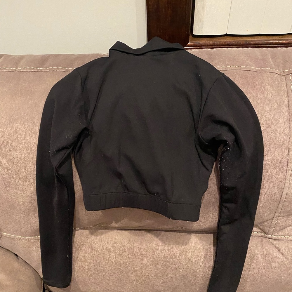 Cropped black turtle neck